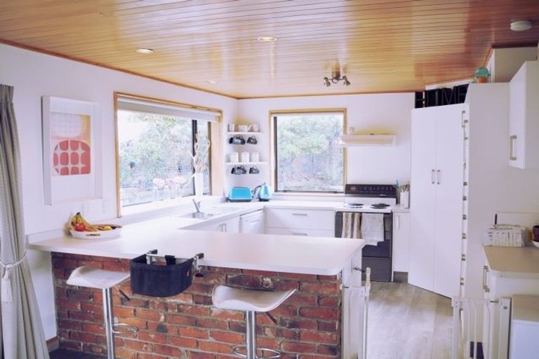 Photo of property in 12 Caples Place, Fernhill, Queenstown, 9300