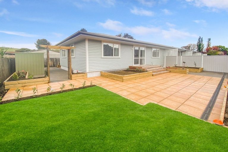 Photo of property in 196 Wilsons Road South, Saint Martins, Christchurch, 8022