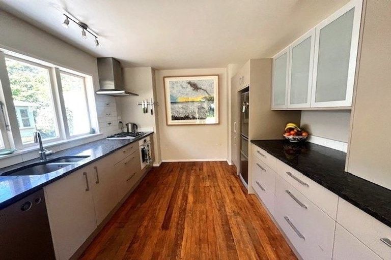 Photo of property in 131 Rata Street, Naenae, Lower Hutt, 5011