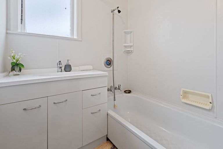 Photo of property in 22 Puketai Street, Andersons Bay, Dunedin, 9013