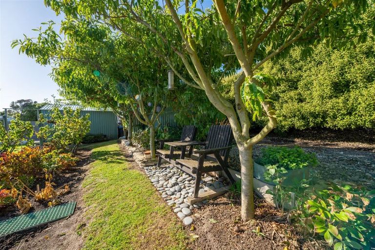 Photo of property in 17 Anderson Street, Kakanui, Oamaru, 9495