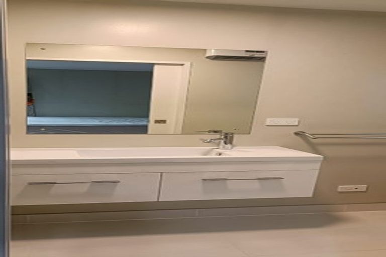 Photo of property in 663 George Street, North Dunedin, Dunedin, 9016