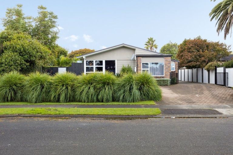 Photo of property in 24 Fuchsia Avenue, Pukete, Hamilton, 3200