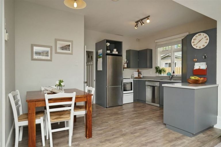 Photo of property in 25 Kensington Avenue, Mairehau, Christchurch, 8013