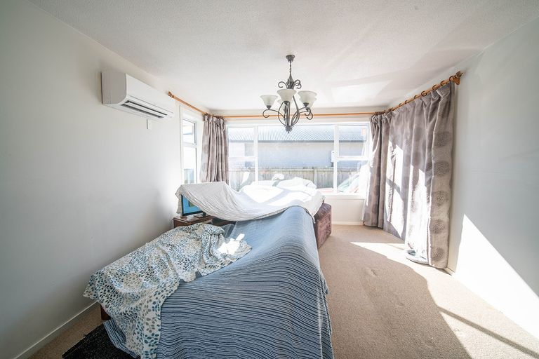 Photo of property in 27 Dunster Street, Burnside, Christchurch, 8053