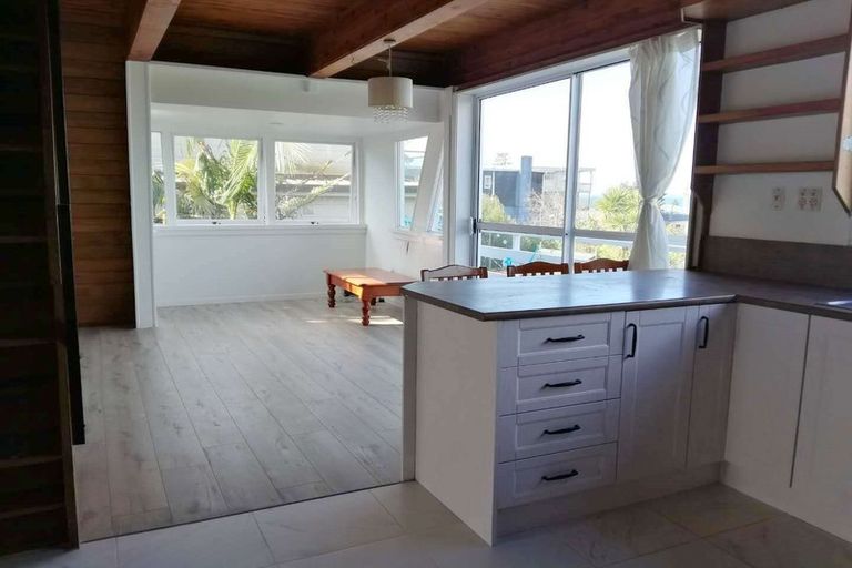 Photo of property in 45 Woodlands Crescent, Browns Bay, Auckland, 0630