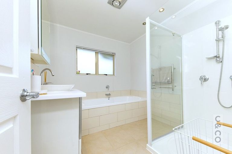 Photo of property in 19 Merlot Heights, Huapai, Kumeu, 0810