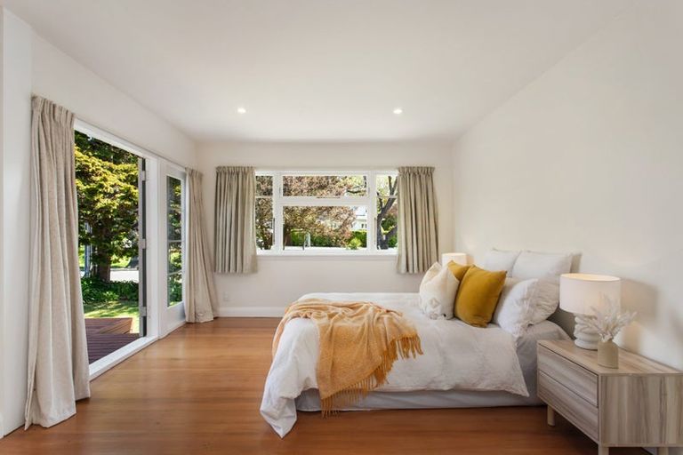 Photo of property in 116 Riverlaw Terrace, Saint Martins, Christchurch, 8022