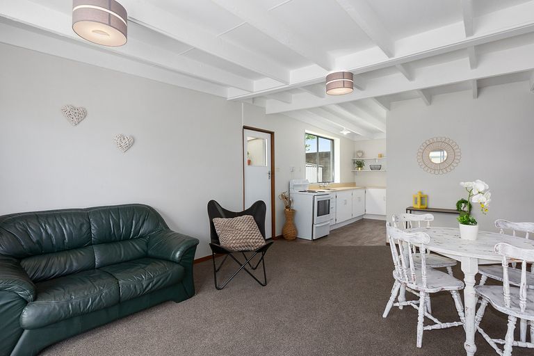 Photo of property in 253b Oxford Street, South Dunedin, Dunedin, 9012