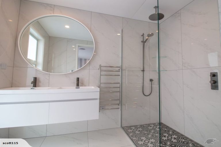 Photo of property in 52 Banks Boulevard, Whitby, Porirua, 5024