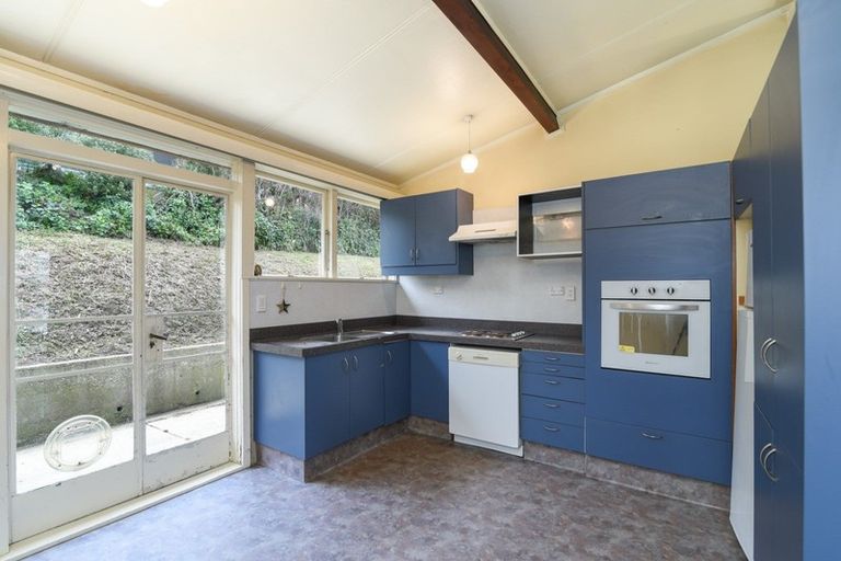 Photo of property in 2 Walter Street, The Glen, Dunedin, 9011