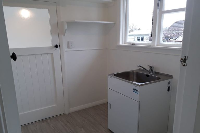 Photo of property in 51a Seddon Street, Takaro, Palmerston North, 4412