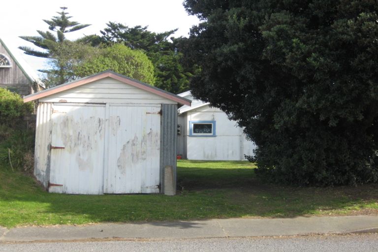 Photo of property in 117 Rua Avenue, Waitarere Beach, Levin, 5510