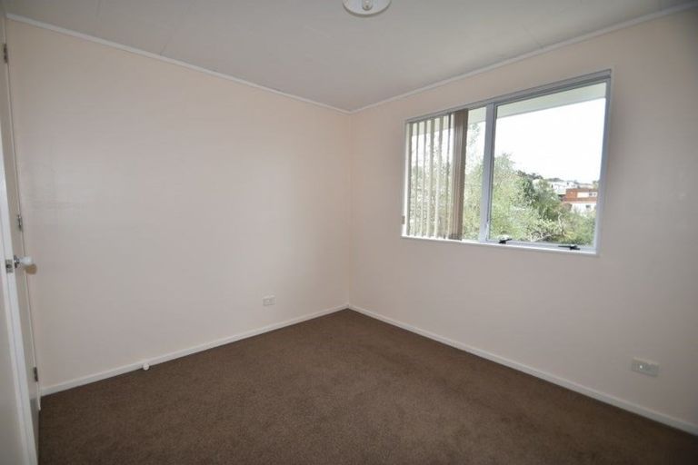 Photo of property in 2/2 Mcdowell Crescent, Hillcrest, Auckland, 0626