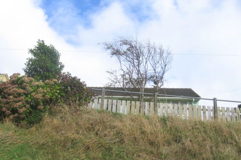 Photo of property in 20 Thompson Grove, Ranui, Porirua, 5024