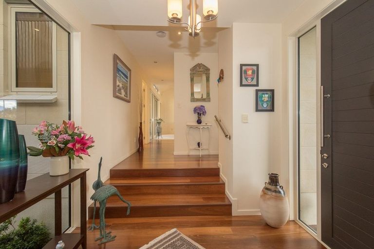 Photo of property in 22 Old Station Avenue, Wanaka, 9305