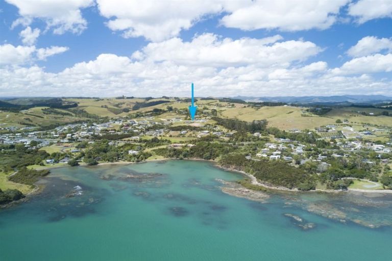 Photo of property in 34 Eagles Way, Cable Bay, 0420