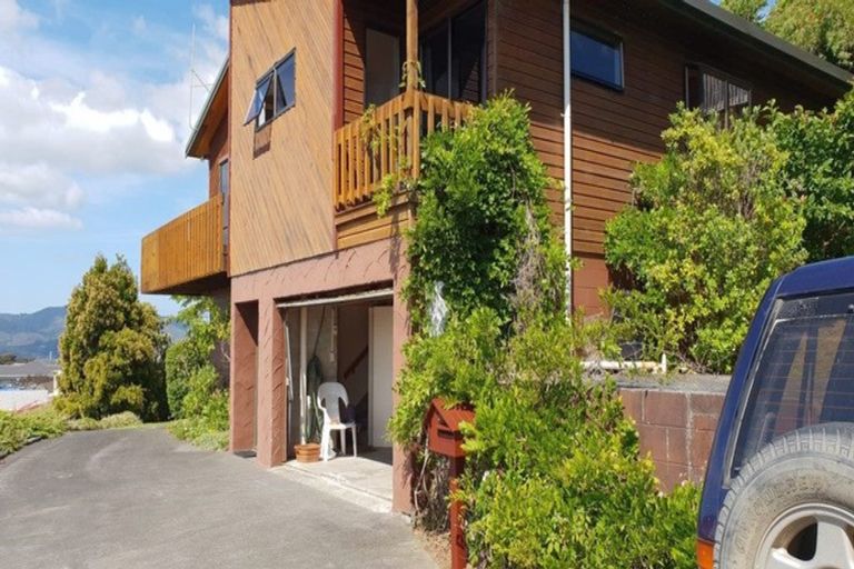 Photo of property in 26 Bay View Road, Cable Bay, 0420