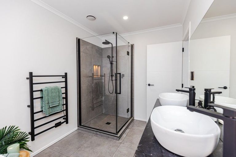 Photo of property in 5 Golf Vue Place, Castlecliff, Whanganui, 4501