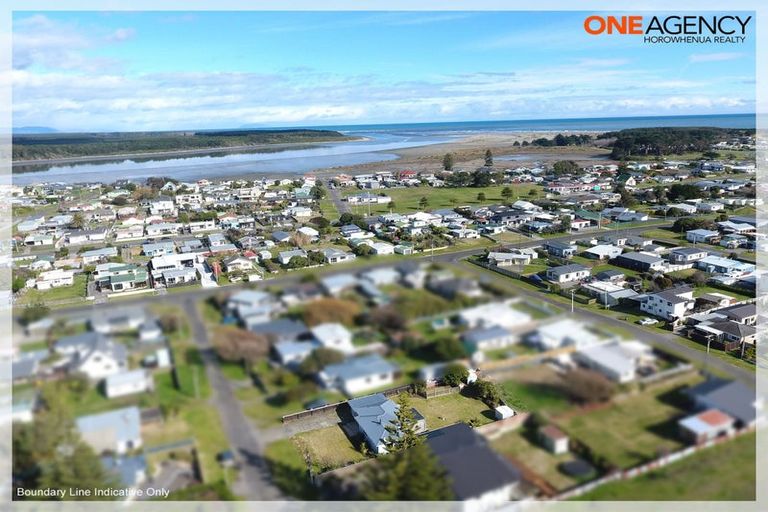 Photo of property in 8 Kennedy Street, Foxton Beach, Foxton, 4815