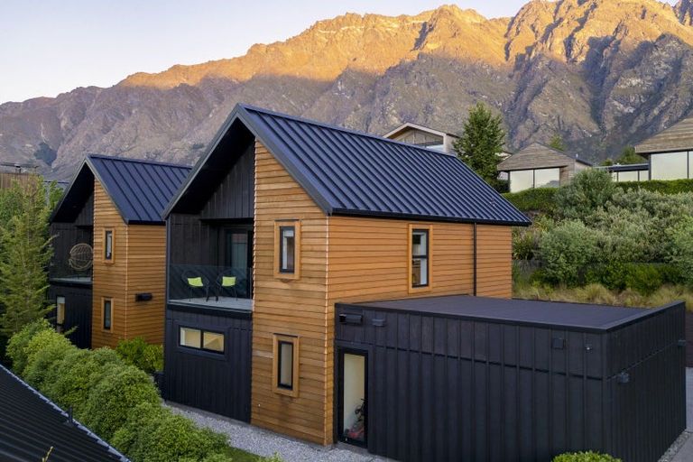 Photo of property in Rannoch Drive, Jacks Point, Queenstown, 9371