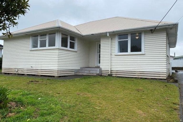 Photo of property in 5 Avon Street, Stratford, 4332