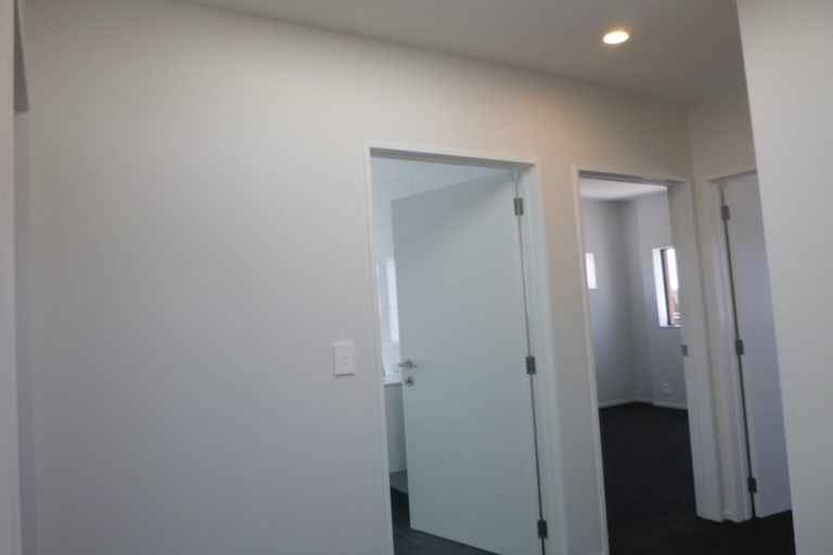 Photo of property in 21b Chippendale Crescent, Birkdale, Auckland, 0626