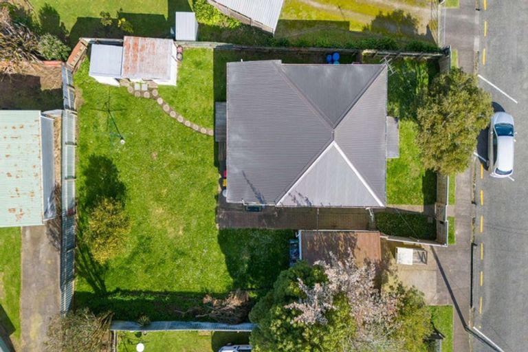 Photo of property in 4 Preston Street, Eltham, 4322