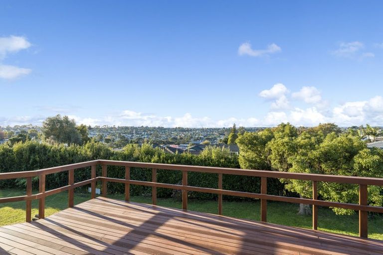 Photo of property in 175 Waimumu Road, Massey, Auckland, 0614