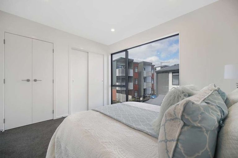 Photo of property in 63e Arimu Road, Papakura, 2110