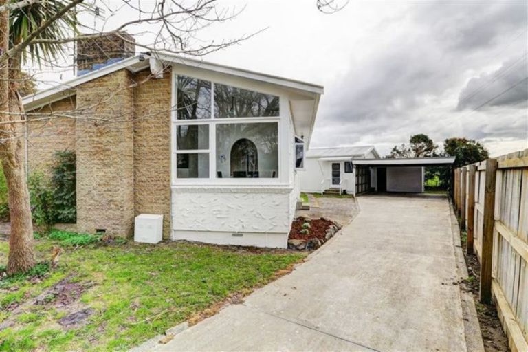 Photo of property in 21 Sheridan Street, Silverdale, Hamilton, 3216