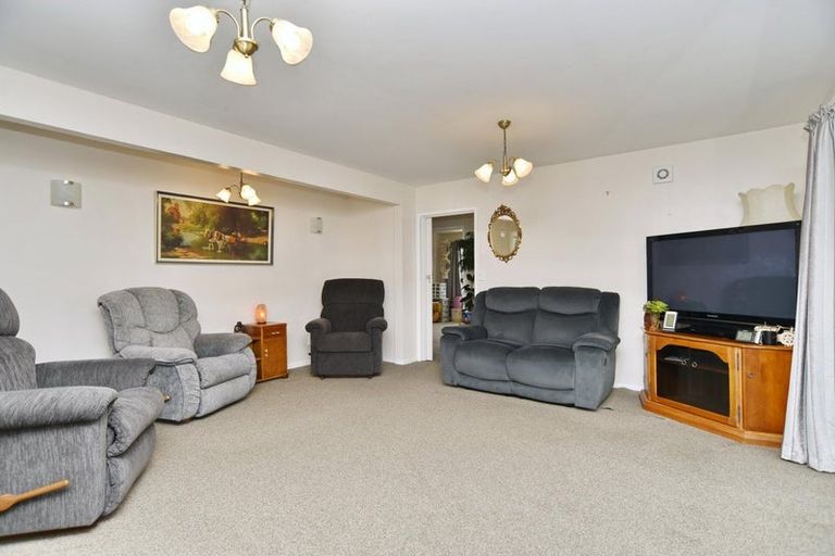 Photo of property in 10 Seadown Crescent, Amberley, 7410