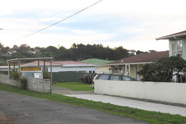 Photo of property in 94b Ruapehu Street, Paraparaumu, 5032