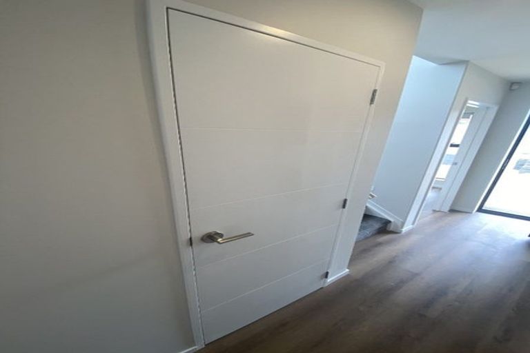 Photo of property in 132 Bucklands Beach Road, Bucklands Beach, Auckland, 2012