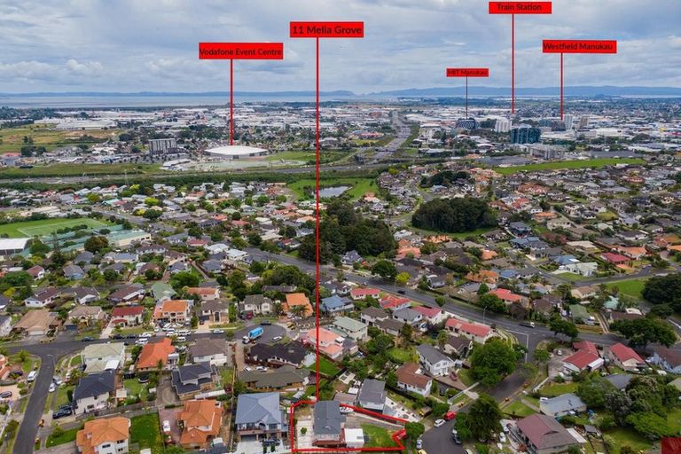 Photo of property in 11 Melia Grove, Goodwood Heights, Auckland, 2105