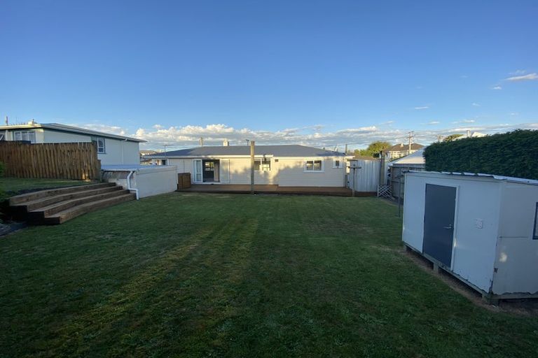 Photo of property in 63 Wallath Road, Westown, New Plymouth, 4310