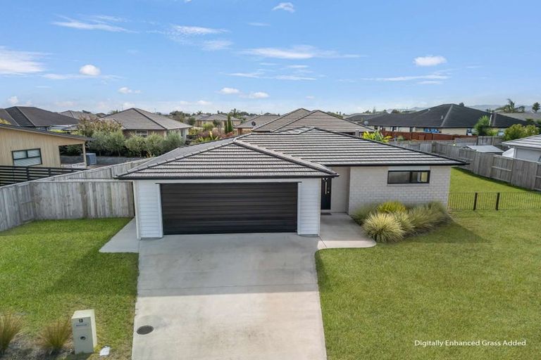 Photo of property in 13 Olney Court, One Tree Point, 0118