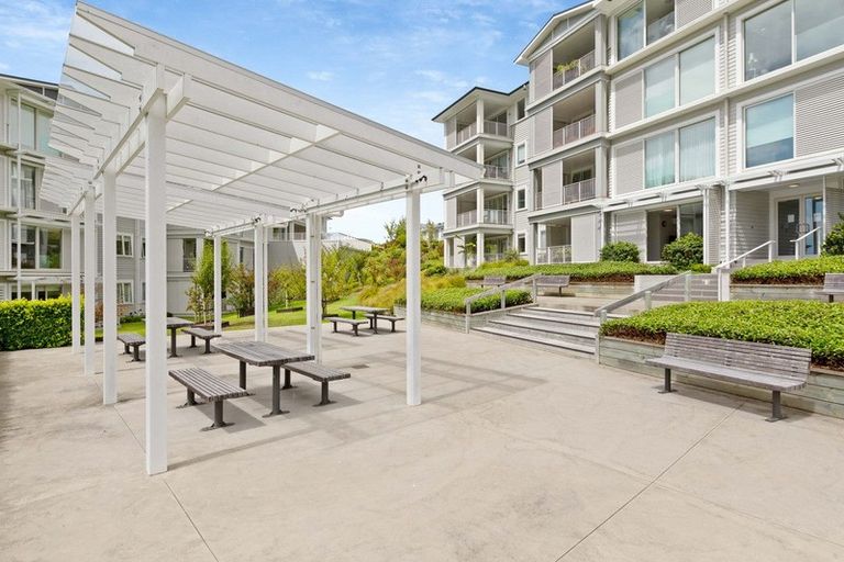 Photo of property in 148 Landmark Terrace, Orewa, 0931