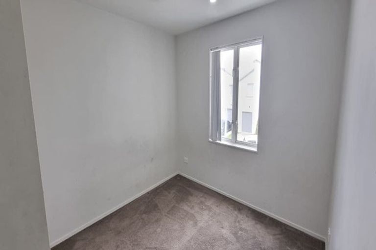 Photo of property in 7 Riroriro Close, Papakura, 2110