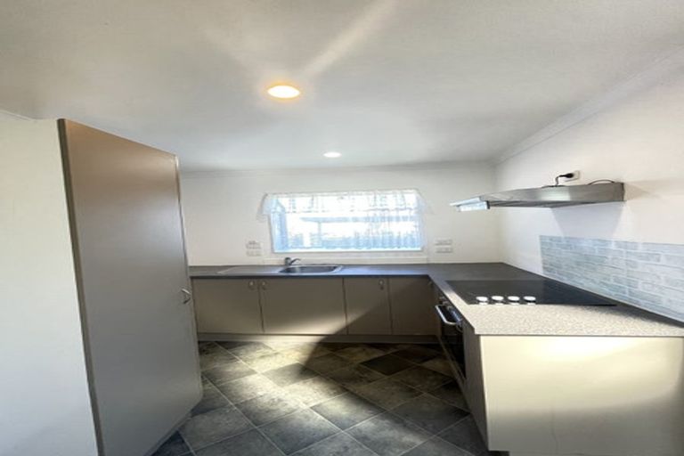 Photo of property in 1/6 Topaz Place, Bishopdale, Christchurch, 8053