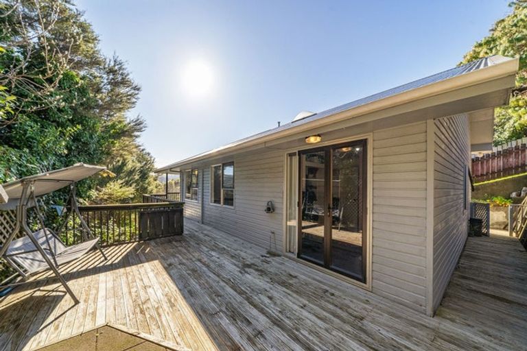 Photo of property in 110 Holborn Drive, Stokes Valley, Lower Hutt, 5019