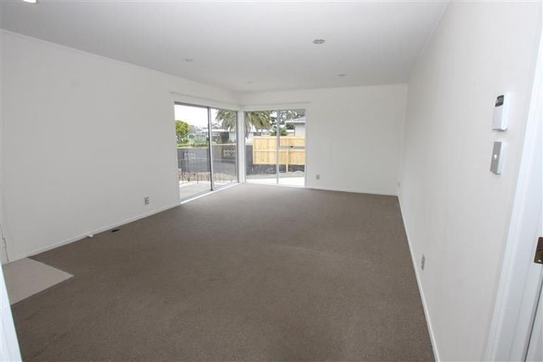 Photo of property in 3 Susanne Place, Pakuranga, Auckland, 2010