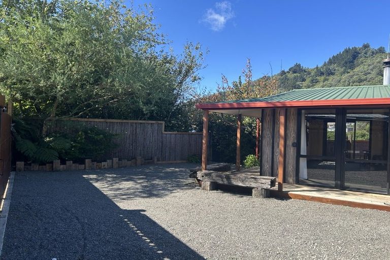 Photo of property in 25a Hampden Street, Picton, 7220