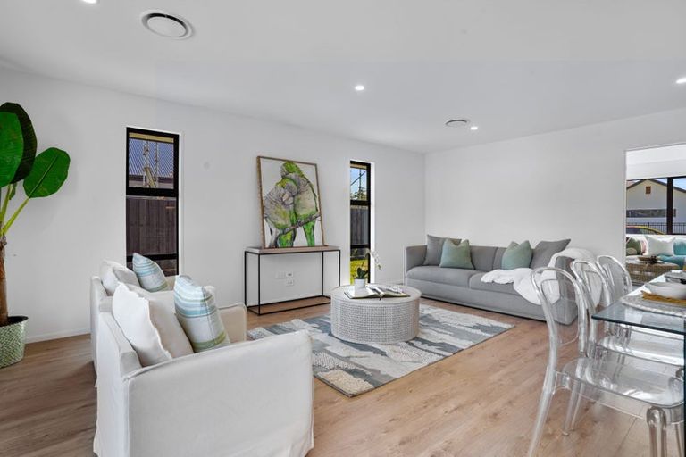 Photo of property in 16 Lusk Street, Rangiora, 7400