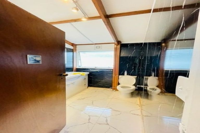 Photo of property in 23 Chrisarda Place, Red Hill, Papakura, 2110