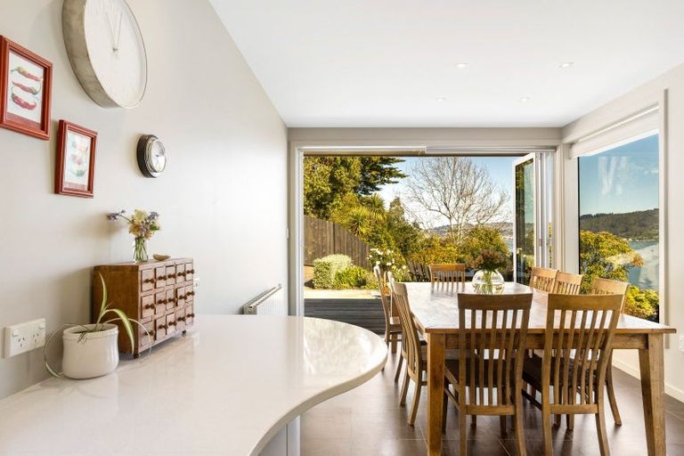 Photo of property in 3 Rosehill Road, Macandrew Bay, Dunedin, 9077
