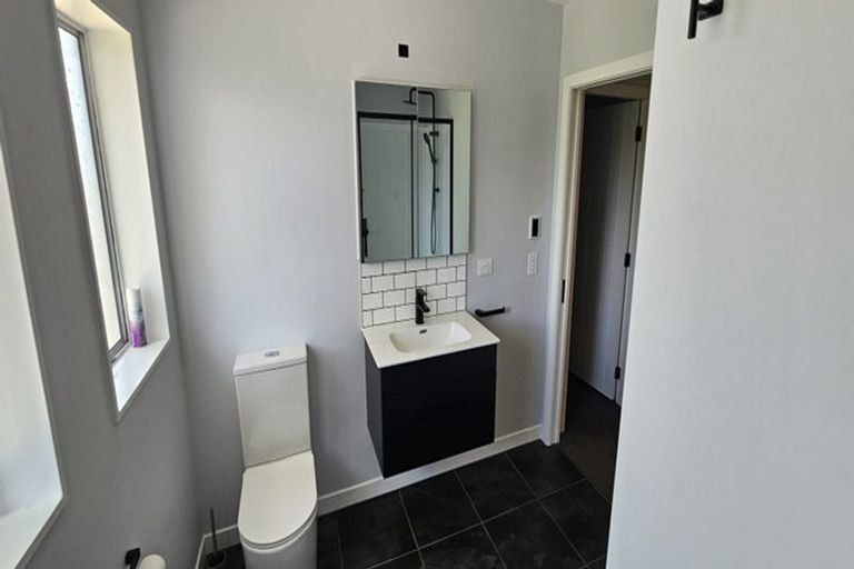 Photo of property in 7/37 Merton Street, Trentham, Upper Hutt, 5018