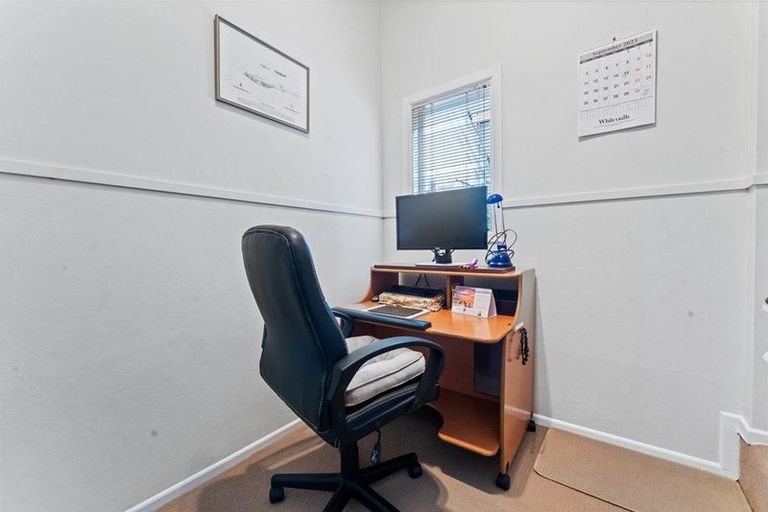 Photo of property in 3 Castor Bay Road, Castor Bay, Auckland, 0620