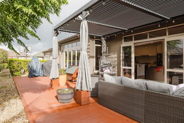 Photo of property in 15 Bouvardia Avenue, Milson, Palmerston North, 4414