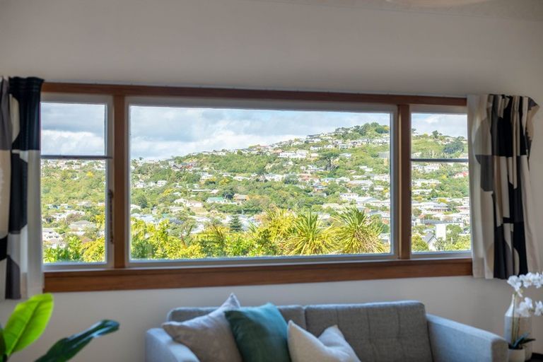 Photo of property in 28 Monowai Road, Johnsonville, Wellington, 6037